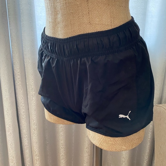 PUMA RUNNING SHORTS - Picture 2 of 4